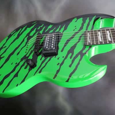 2015 LTD Slimer Viper, Tony Perry Signature, Slime Green W/ Black Splatter image 4
