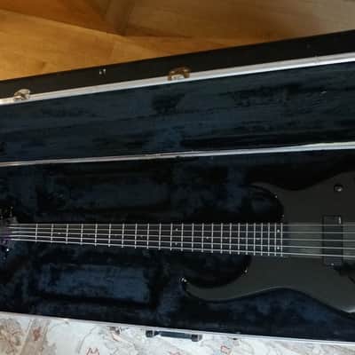 Modulus Quantum 5 Thru-neck Bass 2001 Black image 11