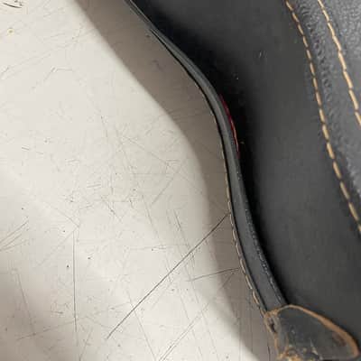 Gibson EB-O chipboard bass case - Clack/red interior image 4
