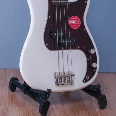 Squier Classic Vibe 60s Precision Bass Olympic White image 3