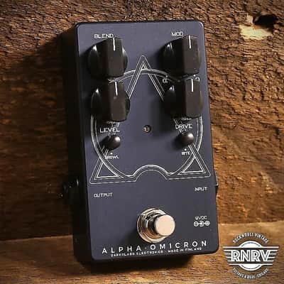 Darkglass Electronics Alpha Omicron Preamp | Reverb