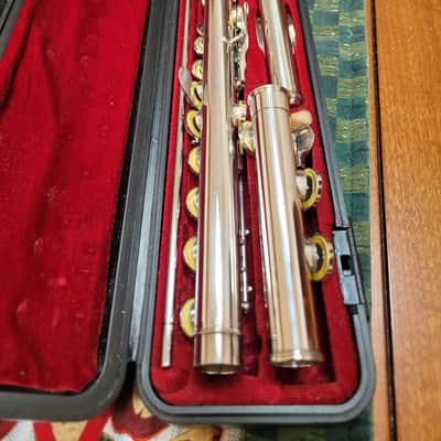 Yamaha YFL-211S-(closed hole)-Flute-2026 - Silver Plated- Pristine image 5