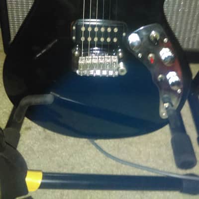 G&L F 100 Series II Black 1981