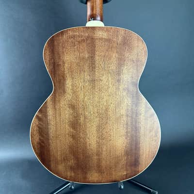 Used Guild BT240E Baritone w/case TSU17832 image 3