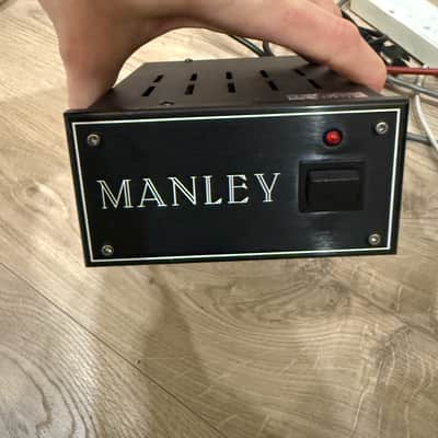 Manley Labs Reference Mono Gold Variable Pattern Tube Condenser Microphone image 2