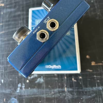 DigiTech JamMan Express XT Compact Stereo Looper - Blue image 12