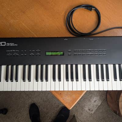 Roland U-20 61-Key RS-PCM Synthesizer image 1