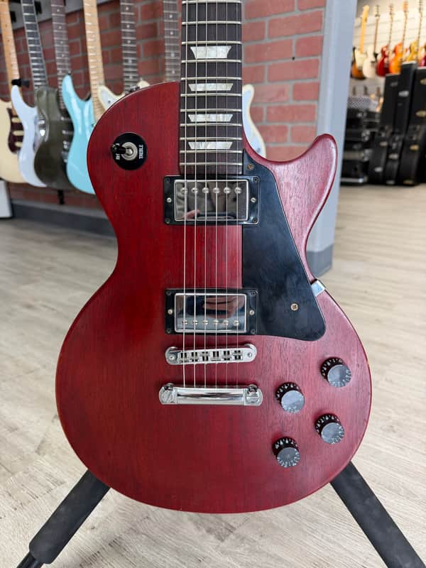 *2008* Gibson Les Paul Studio 6lbs 11oz image 1