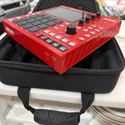 Akai MPC One + Standalone MIDI Sequencer - Red Bild 3