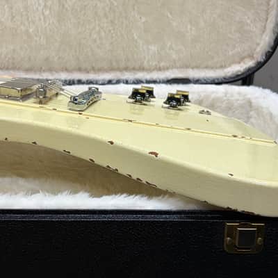Like new!!!   Gibson Custom 1964 Firebird V Johnny Winter 2021 Polaris White - 125 of 125 image 8