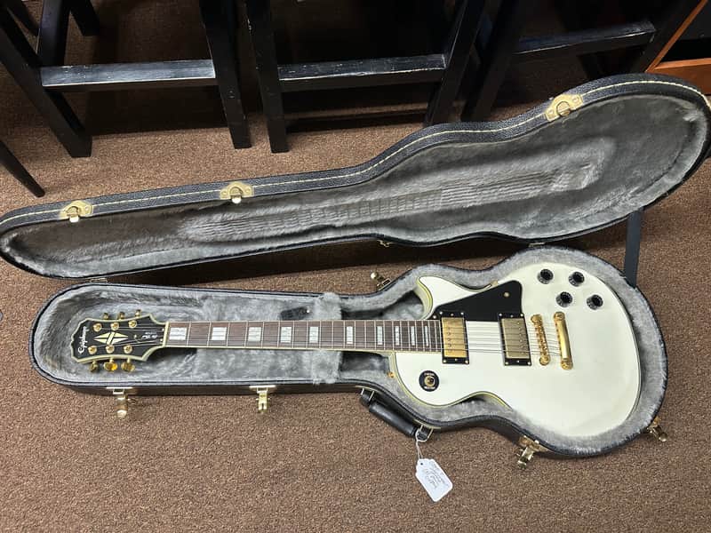 Used Epiphone Les Paul Custom Electric Guitar - Alpine White Vintage 2007 w/ Hard Case image 1