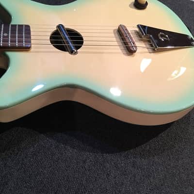 No.126925 RARE Danelectro Convertible Aqua Burst – Mint Condition image 6