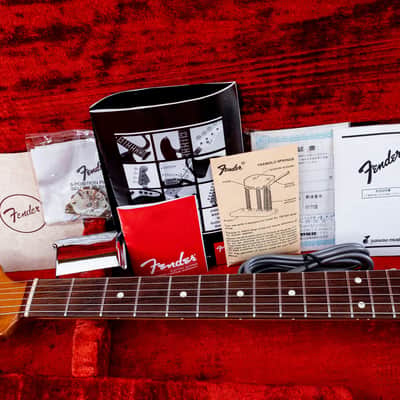 1999 Fender American Vintage ‘62 Stratocaster Sunburst, 100% Original w/ Hangtags, Case image 23