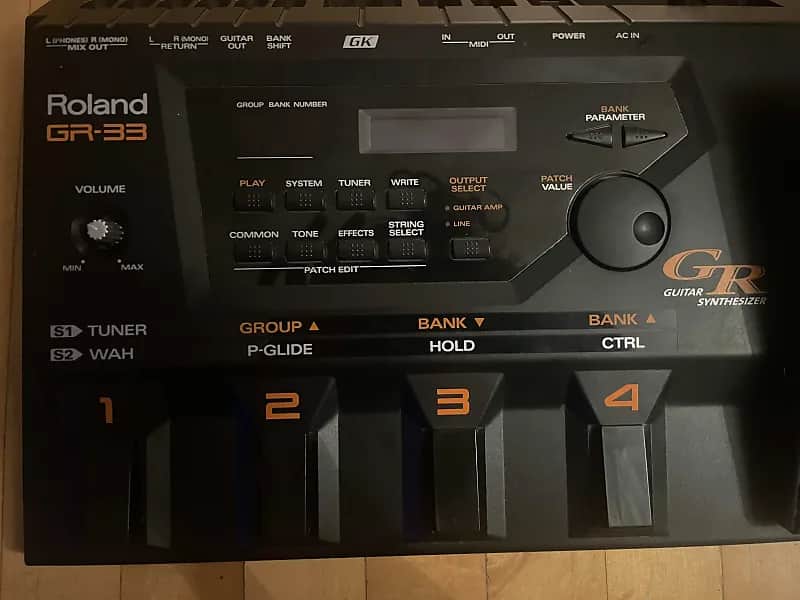 Roland GR-33