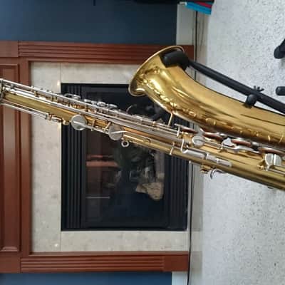 "The Martin Medalist" 1961 Tenor Saxophone image 1
