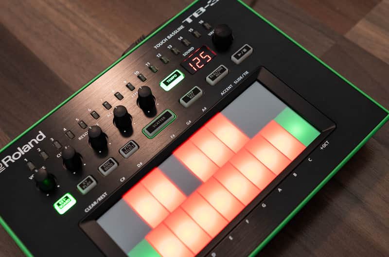 Roland TB-3 AIRA Touch Bassline Synthesizer 2014 - Present - Black image 1