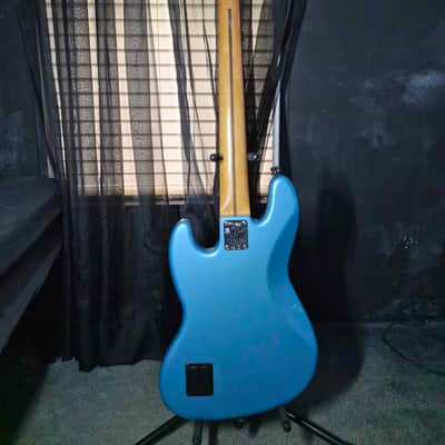 Fender Jazz Bass 2024 - Satin image 2