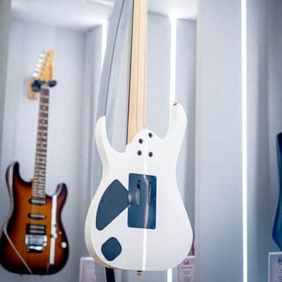 Ibanez RGA622XH-WH Prestige Axe Design Lab White image 11