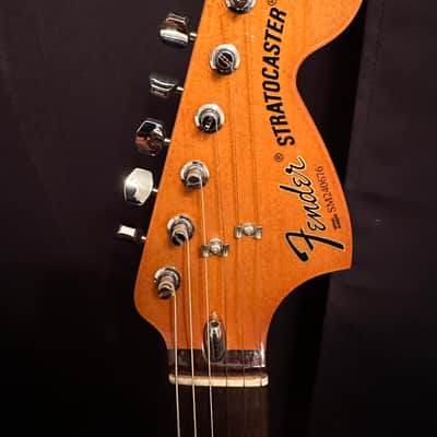 Fender Limited Edition 70th Anniversary Vintera II Antigua Stratocaster – Excellent Condition image 8