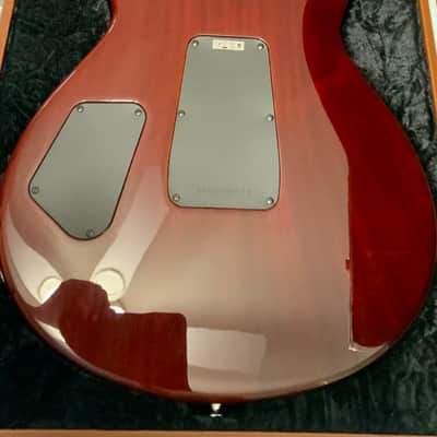 Taylor SB1 Solidbody Standard with Tremolo 2007 - 2011 - Aged Cherry Sunburst image 4