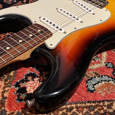 Fender Custom Shop '60 Reissue Stratocaster Relic 2004 Sunburst image 7