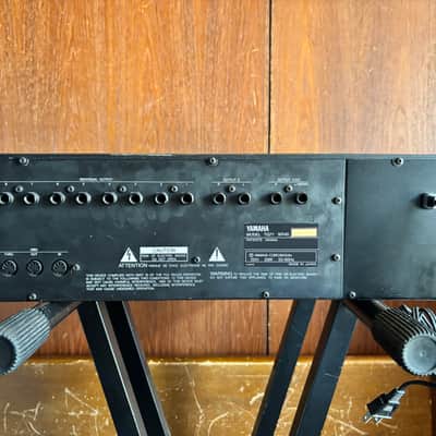 YAMAHA TG77 TONE GENERATOR New internal battery & display SY77 image 5
