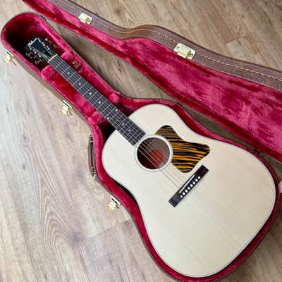 Gibson J-35 '30s Faded Natural image 18