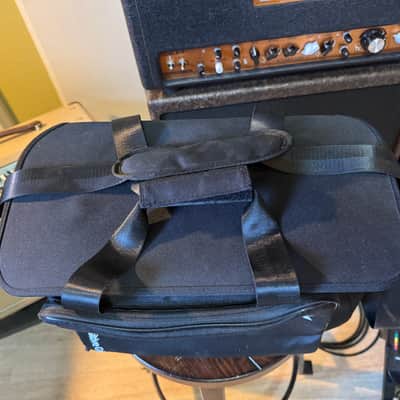 Positive Grid Spark 2 Guitar Combo Black w/ Control X footswitch, PG battery and PG gig bag LIKE NEW! image 10
