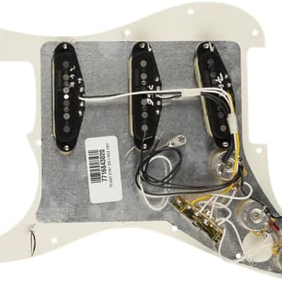 Fender 099-2344-509 Vintage Noiseless 11-Hole Stratocaster Pickguard Pre-Wired 2010s - Parchment image 2