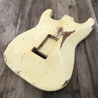 FRANCHIN Mercury guitar body Heavy Relic Aged Vintage White 100% Nitro Lacquer Cracks SSS Poplar Stratocaster-Strat-S-Style Made in Italy - Stock piece #23520926 image 12