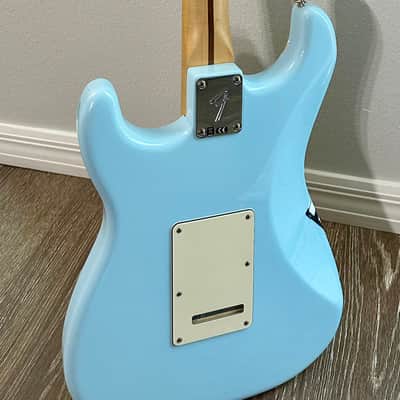 Billie Joe Blue Replica image 6