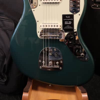 Fender Vintera III Mid '60s Jaguar Sherwood Green Metallic (B-Stock) Bild 2