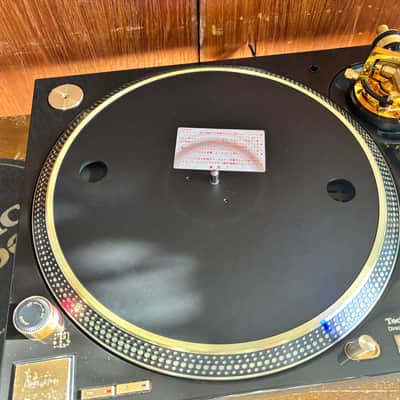 Technics SL-1200GLD Limited Gold Edition Direct Drive Turntable System image 5