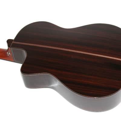 Guild GN-5 Classical Nylon-String Acoustic Electric Cutaway Guitar w/ Case image 3