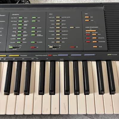 Immagine Vintage 1985 Yamaha PSR-70 61 Key Touch Portable Electronic Keyboard - 4