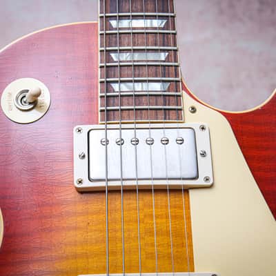 GIBSON USA Custom Shop M2M Murphy Lab '59 Les Paul Standard Reissue Light Aged " Cherry Sunburst" (2023) image 9