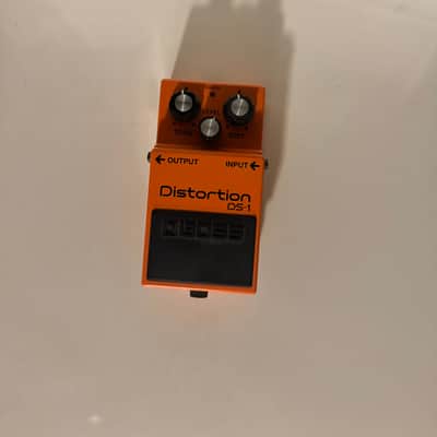 Boss DS-1 Distortion (Silver Label) 1994 - Present - Orange image 3