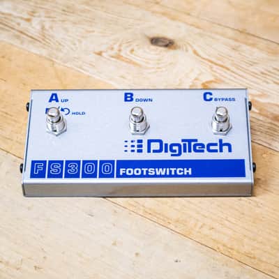 Digitech FS300 (FS-300) Multi-Function Footswitch 3-Button Stompbox U282099 image 3