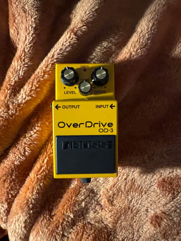 Boss OD-3 OverDrive (Silver Label) 1997 - Present - Yellow image 1