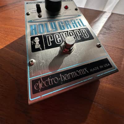 Electro-Harmonix Holy Grail Reverb V1 2002 - 2009 - Silver / Blue image 2