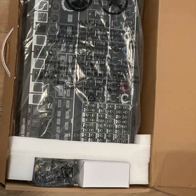 Arturia MiniBrute 2S Desktop Synthesizer 2018 - Present - Black image 6