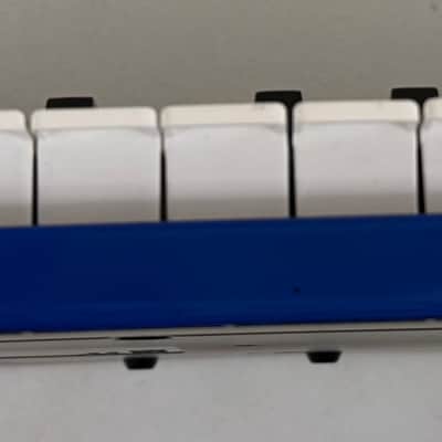 Roland SH-01A 2017 - BLUE w/KM25 keyboard + Decksaver image 9