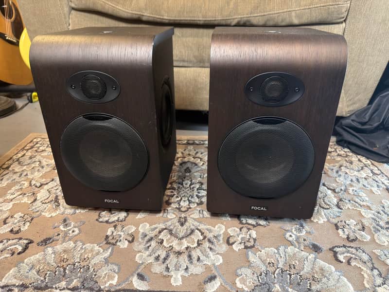Immagine Focal Shape 65 6.5" Powered Studio Monitors (Pair) 2010s - Wood - 1