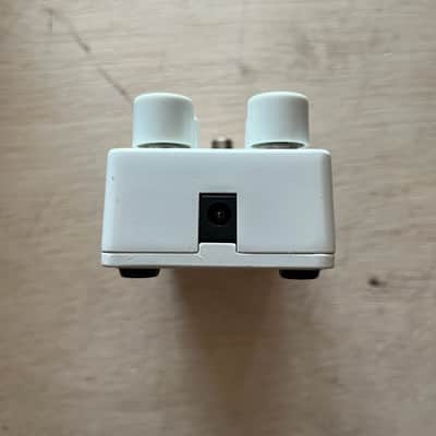Electro-Harmonix Canyon 2017 - Present - White image 5