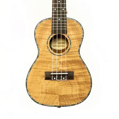 Barcelona Oguman Wood Concert Ukulele w/ Gig Bag image 4