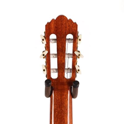 Yamaha GC32S Classical Natural image 9