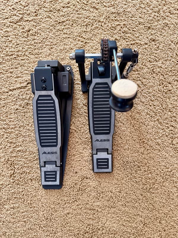 Alesis COMMAND Bass Drum/Electronic Drum Kick Pedal w/ Beater & Hi Hat Pedal (STUDIO GEARS) image 1