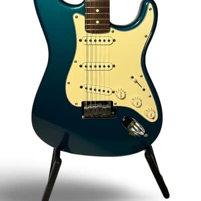 Fender American Series Stratocaster with Rosewood Fretboard 2001 - Aqua Marine Metallic image 3