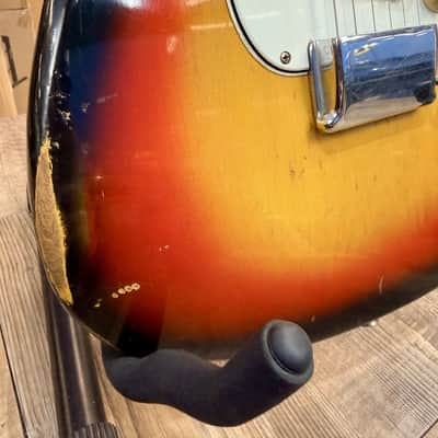 Fender STRATOCASTER SUNBURST 1965 image 5