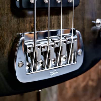 G&L L-2000 Limited Edition Bad Ass Bass Players #6 2007 - Blackburst image 8